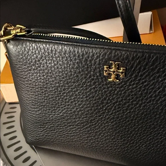 Tory Burch Black Crossbody Bag with Gold Logo - Picture 2 of 16